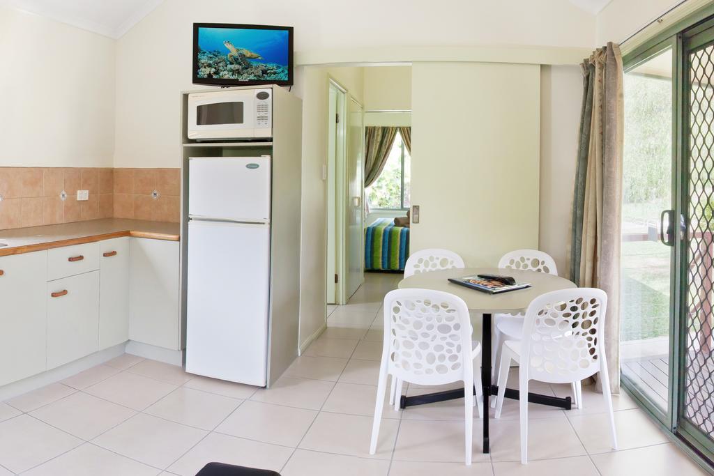 Cairns Crystal Cascades Holiday Park Стая снимка