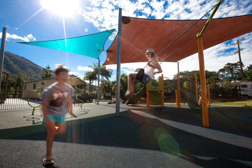 Cairns Crystal Cascades Holiday Park Екстериор снимка