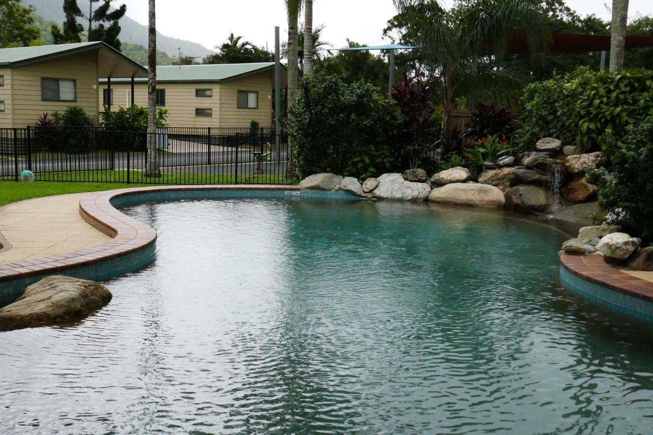 Cairns Crystal Cascades Holiday Park Екстериор снимка